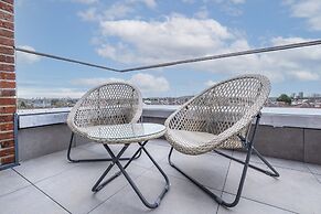 Belmore 1 & 2 Bedroom Luxury Apartment