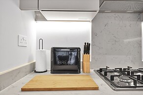 Belmore 1 & 2 Bedroom Luxury Apartment