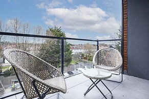 Belmore 1 & 2 Bedroom Luxury Apartment