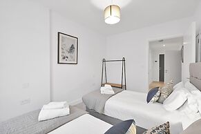 Belmore 1 & 2 Bedroom Luxury Apartment