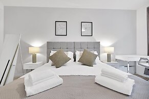 Belmore 1 & 2 Bedroom Luxury Apartment