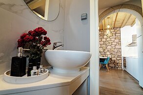 Lithoessa Luxury Apartments