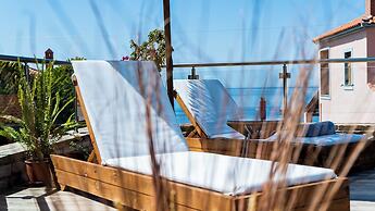 Lithoessa Luxury Apartments