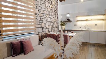 Lithoessa Luxury Apartments