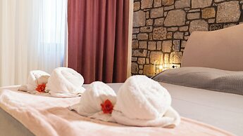 Lithoessa Luxury Apartments