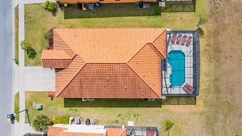 Briar Rose 4 Bedroom Villa by RedAwning