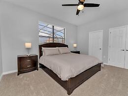 Briar Rose 4 Bedroom Villa by RedAwning