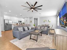 Briar Rose 4 Bedroom Villa by RedAwning