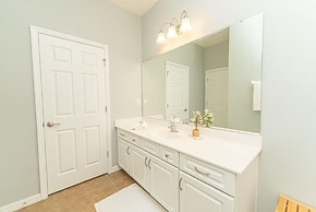 Briar Rose 4 Bedroom Villa by RedAwning