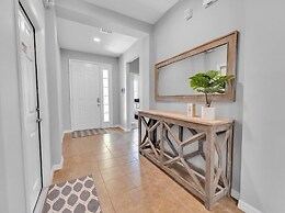 Briar Rose 4 Bedroom Villa by RedAwning