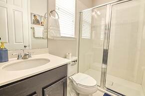 Jodie's Luxury Solara Home 6 Bedroom Home by Redawning