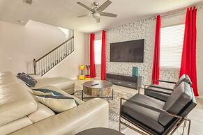 Jodie's Luxury Solara Home 6 Bedroom Home by Redawning