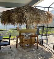 Jodie's Luxury Solara Home 6 Bedroom Home by Redawning