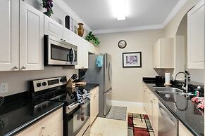 Spacious 3 Bed, 2 Bath Condo In Gated Community 3 Bedroom Condo by Red