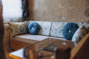 Sah Saray Cave Suites Halal Hotel