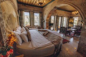 Sah Saray Cave Suites Halal Hotel