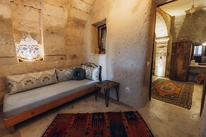 Sah Saray Cave Suites Halal Hotel