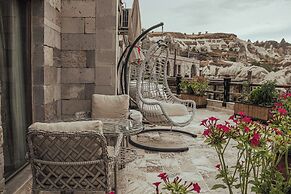 Sah Saray Cave Suites Halal Hotel