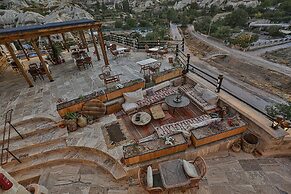 Sah Saray Cave Suites Halal Hotel