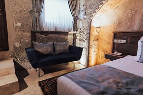Sah Saray Cave Suites Halal Hotel