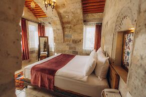 Sah Saray Cave Suites Halal Hotel