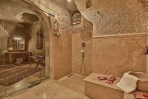 Sah Saray Cave Suites Halal Hotel
