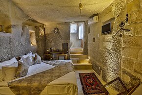Sah Saray Cave Suites Halal Hotel