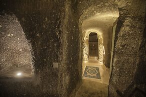 Sah Saray Cave Suites Halal Hotel