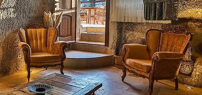 Sah Saray Cave Suites Halal Hotel