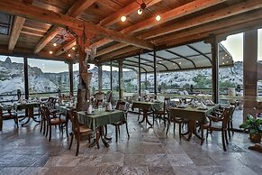 Sah Saray Cave Suites Halal Hotel