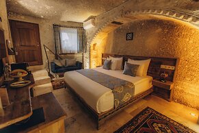 Sah Saray Cave Suites Halal Hotel
