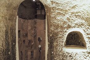 Sah Saray Cave Suites Halal Hotel