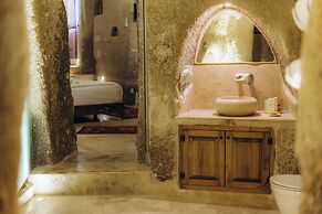 Sah Saray Cave Suites Halal Hotel