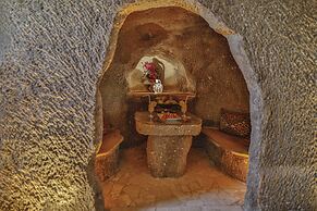 Sah Saray Cave Suites Halal Hotel