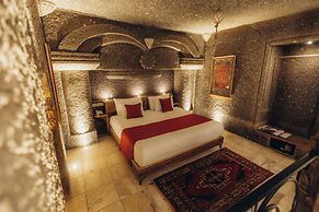 Sah Saray Cave Suites Halal Hotel
