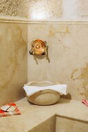 Sah Saray Cave Suites Halal Hotel