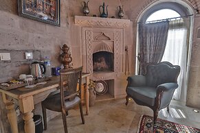 Sah Saray Cave Suites Halal Hotel