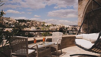 Sah Saray Cave Suites Halal Hotel