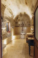 Sah Saray Cave Suites Halal Hotel