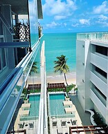 Branco Haus - Pé na Areia do Caribessa