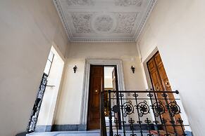 Domus 21 Luxury Suites