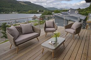 13 Loch View Stunning Loch Views