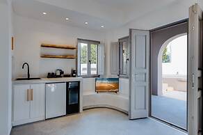 Elements Cozy Suites