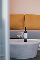 Elements Cozy Suites