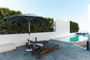 Elements Cozy Suites