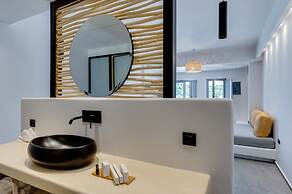 Elements Cozy Suites