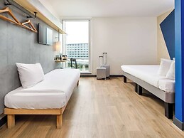 ibis budget Manchester Airport