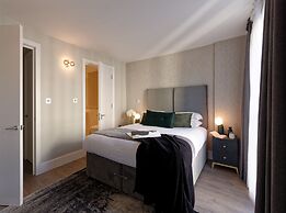 Fitzrovia apartments by DMONTRIO