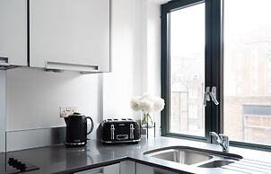 Fitzrovia apartments by DMONTRIO