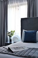 Fitzrovia apartments by DMONTRIO